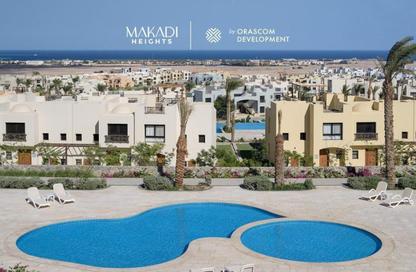 Chalet - 2 Bedrooms - 2 Bathrooms for sale in Makadi Heights - Makadi Orascom Resort - Makadi - Hurghada - Red Sea