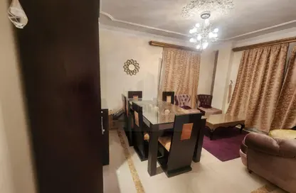 Apartment - 2 Bedrooms - 1 Bathroom for rent in Zizinia St. - South Investors Area - New Cairo City - Cairo