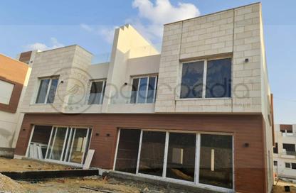 Townhouse - 4 Bedrooms - 4 Bathrooms for sale in Azzar - 5th Settlement Compounds - The 5th Settlement - New Cairo City - Cairo