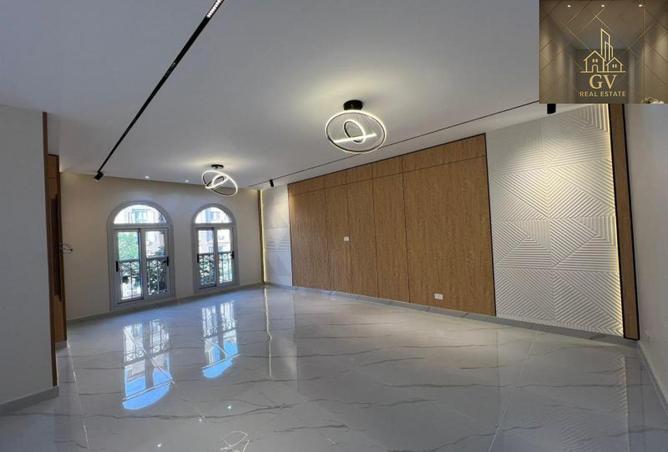 69303943 - Property Image 2