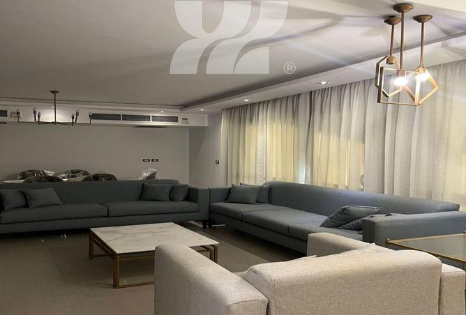 98006043 - Property Main Image