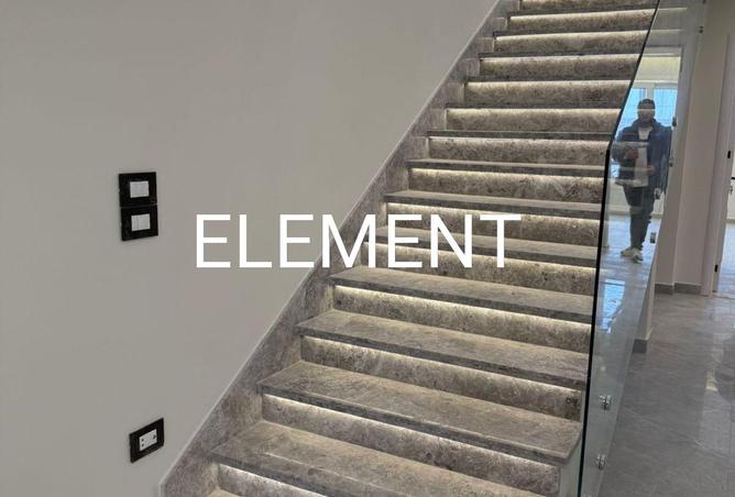 94100733 - Property Image 3