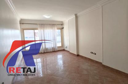 شقة - 2 - 1 للايجار في شارع عمارات رابعه - ارض الجولف - مصر الجديدة - القاهرة