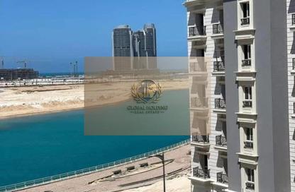 شقة - 2 غرف نوم - 2 حمامات للبيع في الحي اللاتيني - مدينة العلمين الجديدة - العلمين - الساحل الشمالي