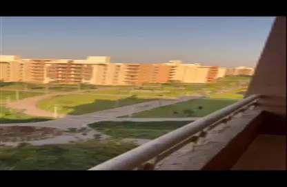 شقة - 3 غرف نوم - 3 حمامات للايجار في مدينة وصال - كمبوندات الشروق - مدينة الشروق - القاهرة