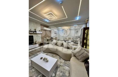 Apartment - 3 Bedrooms - 3 Bathrooms for sale in Syria St. - Mohandessin - Giza Apartment - 3 Bedrooms - 3 Bathrooms for sale in Syria St. - Mohandessin - Giza
