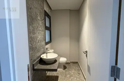 شقة - 3 غرف نوم - 3 حمامات للايجار في فيلدج ويست - كمبوندات الشيخ زايد - الشيخ زايد - الجيزة