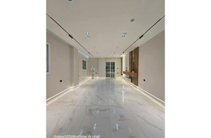 Apartment - 3 Bedrooms - 3 Bathrooms for sale in Gate 4 - Mena - Hadayek El Ahram - Giza