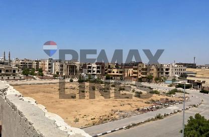 شقة - 3 - 2 للبيع في المجاورة الثالثة - الحي الثالث شرق - مدينة الشروق - القاهرة