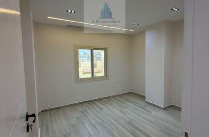 Apartment - 3 Bedrooms - 2 Bathrooms for sale in 3rd District - 6 October City - Giza