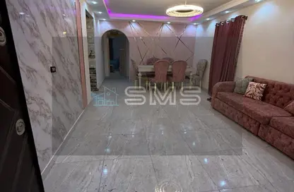 Apartment - 3 Bedrooms - 1 Bathroom for sale in Al Matarawy St. - Al Amiriyah - Hay El Zaytoun - Cairo