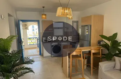 شاليه - 2 غرف نوم - 2 حمامات للبيع في ماونتن فيو راس الحكمة - راس الحكمة - الساحل الشمالي