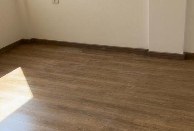 73498112 - Property Image 3