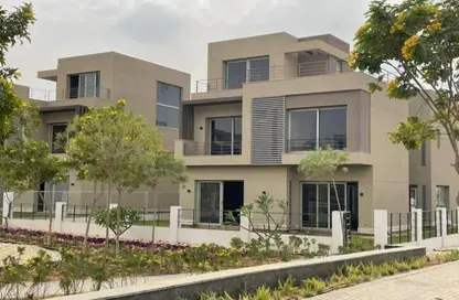 Villa - 4 Bedrooms - 5 Bathrooms for sale in Palm Hills New Cairo - 5th Settlement Compounds - The 5th Settlement - New Cairo City - Cairo