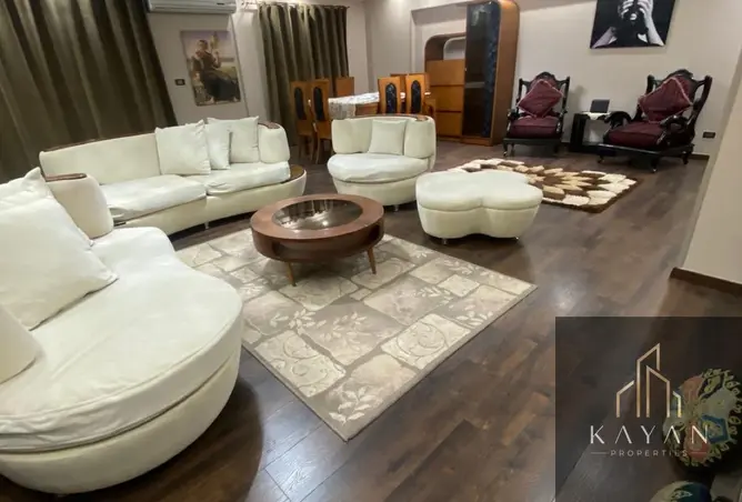 70102467 - Property Image 3