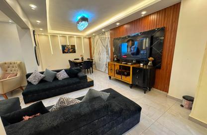 شقة - 2 غرف نوم - 3 حمامات للايجار في شارع سوريا - المهندسين - الجيزة