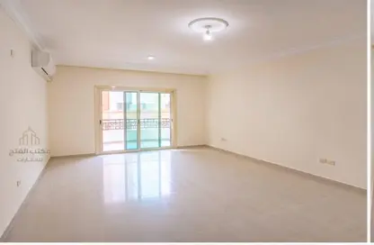 مساحات مكتبية - 4 غرف نوم - 2 حمامات للايجار في شارع جامعة الدول العربية - المهندسين - الجيزة