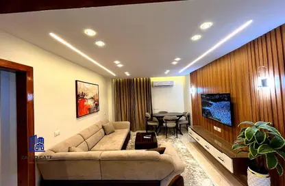 شقة - 2 غرف نوم - 1 حمام للايجار في الحي السادس عشر - الشيخ زايد - الجيزة