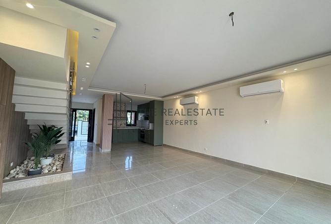 98551163 - Property Image 3
