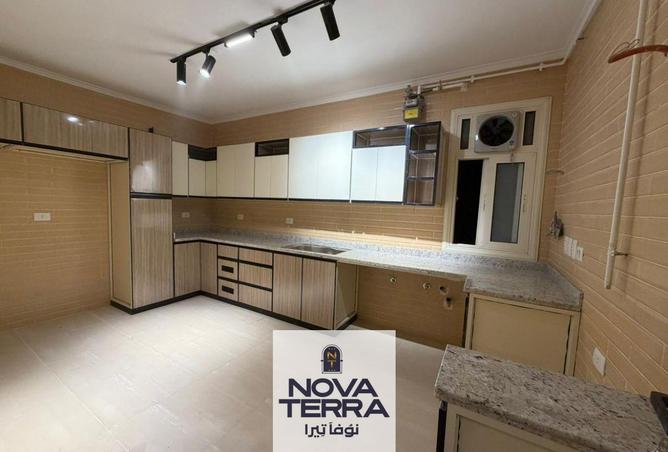 61209325 - Property Main Image