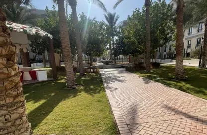 Apartment - 3 Bedrooms - 3 Bathrooms for rent in Village West - Sheikh Zayed Compounds - Sheikh Zayed City - Giza