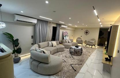Apartment - 5 Bedrooms - 2 Bathrooms for sale in Safeer Square - Almazah - Heliopolis - Masr El Gedida - Cairo