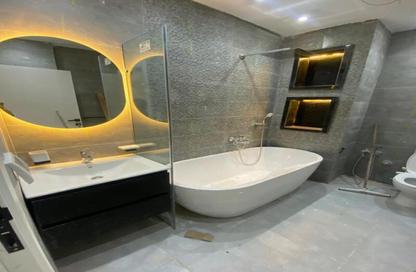 Apartment - 2 Bedrooms - 3 Bathrooms for rent in Galleria Moon Valley - South Investors Area - New Cairo City - Cairo Apartment - 2 Bedrooms - 3 Bathrooms for rent in Galleria Moon Valley - South Investors Area - New Cairo City - Cairo