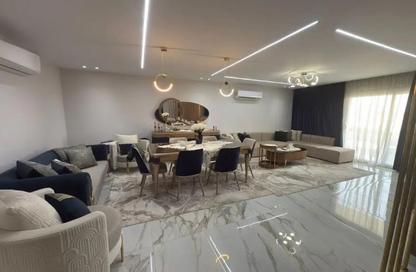 Apartment - 2 Bedrooms - 2 Bathrooms for sale in Garden Residence - Hyde Park - New Cairo City - Cairo