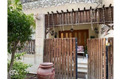 Full Floor - 3 Bedrooms - 3 Bathrooms for sale in Masaken Sheraton - Sheraton Al Matar - El Nozha - Cairo