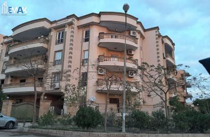 Apartment - 3 Bedrooms - 3 Bathrooms for sale in Bait Alwatan - New Obour City - Qalyubia