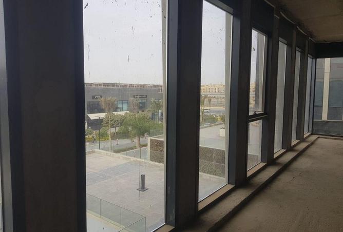 74042387 - Property Image 3