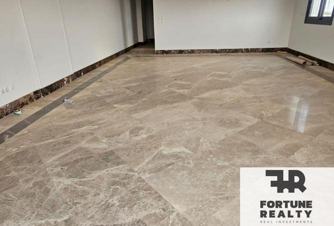 100593436 - Property Image 3