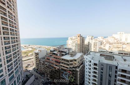 شقة - 3 غرف نوم - 3 حمامات للايجار في سان ستيفانو جراند بلازا - سان ستيفانو - حي شرق - الاسكندرية