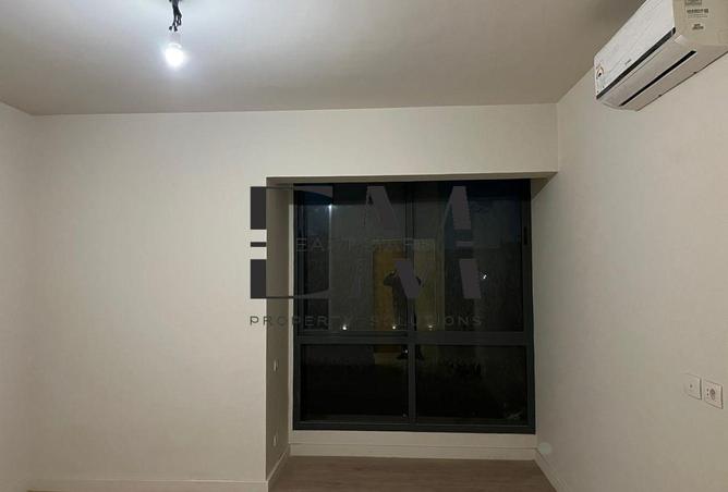 102912228 - Property Image 3