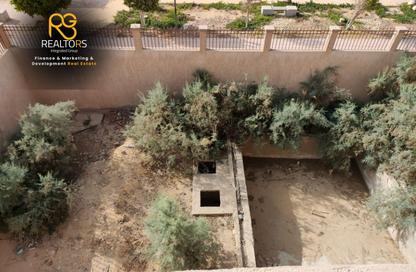 Villa - 6 Bedrooms - 6 Bathrooms for sale in Rayhana Compound - Al Wahat Road - 6 October City - Giza