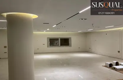 فيلا - 4 غرف نوم - 4 حمامات للايجار في ليس رويز - كمبوندات التجمع الخامس - التجمع الخامس - مدينة القاهرة الجديدة - القاهرة