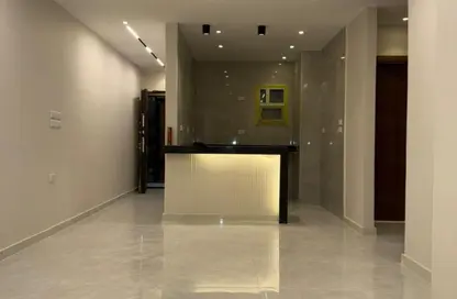 Apartment - 2 Bedrooms - 2 Bathrooms for sale in Gate 4 old - Horus - Hadayek El Ahram - Giza