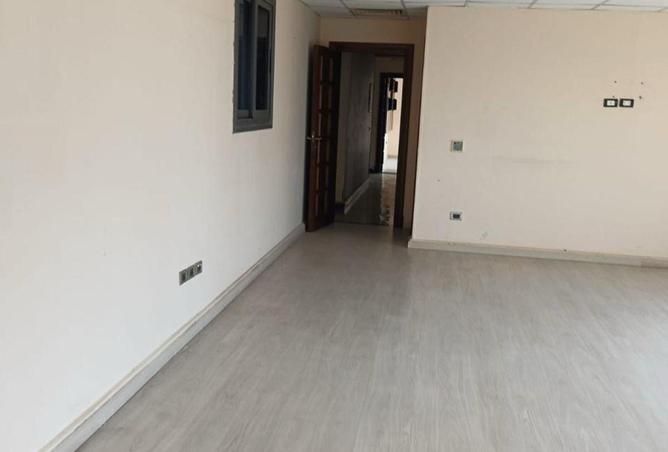 66701333 - Property Main Image