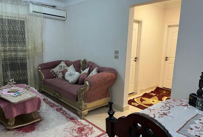 98003085 - Property Image 3