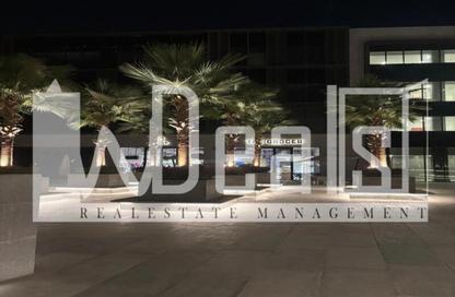 Office Space - 2 Bedrooms - 1 Bathroom for sale in Lake View Residence - 5th Settlement Compounds - The 5th Settlement - New Cairo City - Cairo