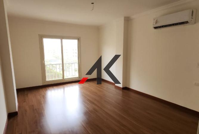 100649583 - Property Image 2