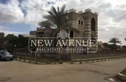 فيلا - 3 غرف نوم - 3 حمامات للبيع في حياتى ريزيدنس - المستثمرين الشمالية - مدينة القاهرة الجديدة - القاهرة