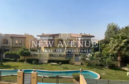 Apartment - 2 Bedrooms - 2 Bathrooms for sale in El Patio Oro - 5th Settlement Compounds - The 5th Settlement - New Cairo City - Cairo