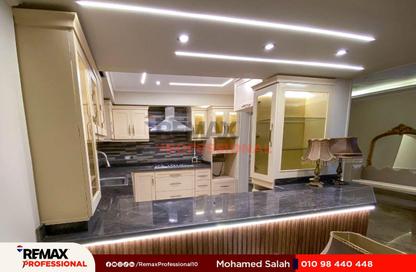 Apartment - 3 Bedrooms - 2 Bathrooms for rent in Roushdy St. - Roushdy - Hay Sharq - Alexandria