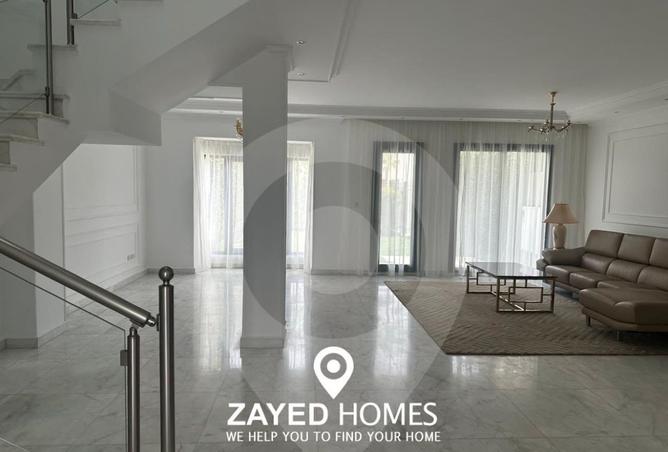 98013642 - Property Image 2