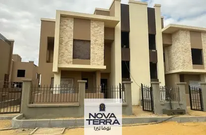 Villa - 6 Bedrooms - 5 Bathrooms for sale in Waslet Dahshur Road - Green Belt - 6 October City - Giza