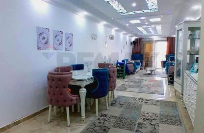 شقة - 3 - 2 للبيع في شارع إسكندر إبراهيم - ميامي - حي اول المنتزة - الاسكندرية