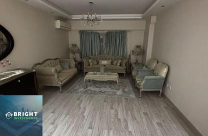 Apartment - 3 Bedrooms - 2 Bathrooms for sale in Katameya Gardens - El Katameya Compounds - El Katameya - New Cairo City - Cairo