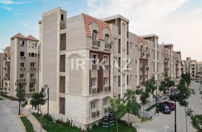 Apartment - 3 Bedrooms - 3 Bathrooms for sale in Rock Vera - 5th Settlement Compounds - The 5th Settlement - New Cairo City - Cairo