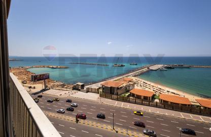 Apartment - 5 Bedrooms - 3 Bathrooms for sale in Al Geish Road - Laurent - Hay Sharq - Alexandria Apartment - 5 Bedrooms - 3 Bathrooms for sale in Al Geish Road - Laurent - Hay Sharq - Alexandria